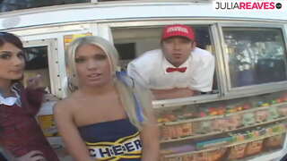 Мороженый мороженое фургонла гыч кӱшкыжат кевытче трахаться