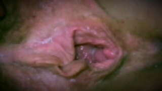 ���ेरी सेक्सी मोटी गीली माँ एकल हस्तमैथुन के साथ